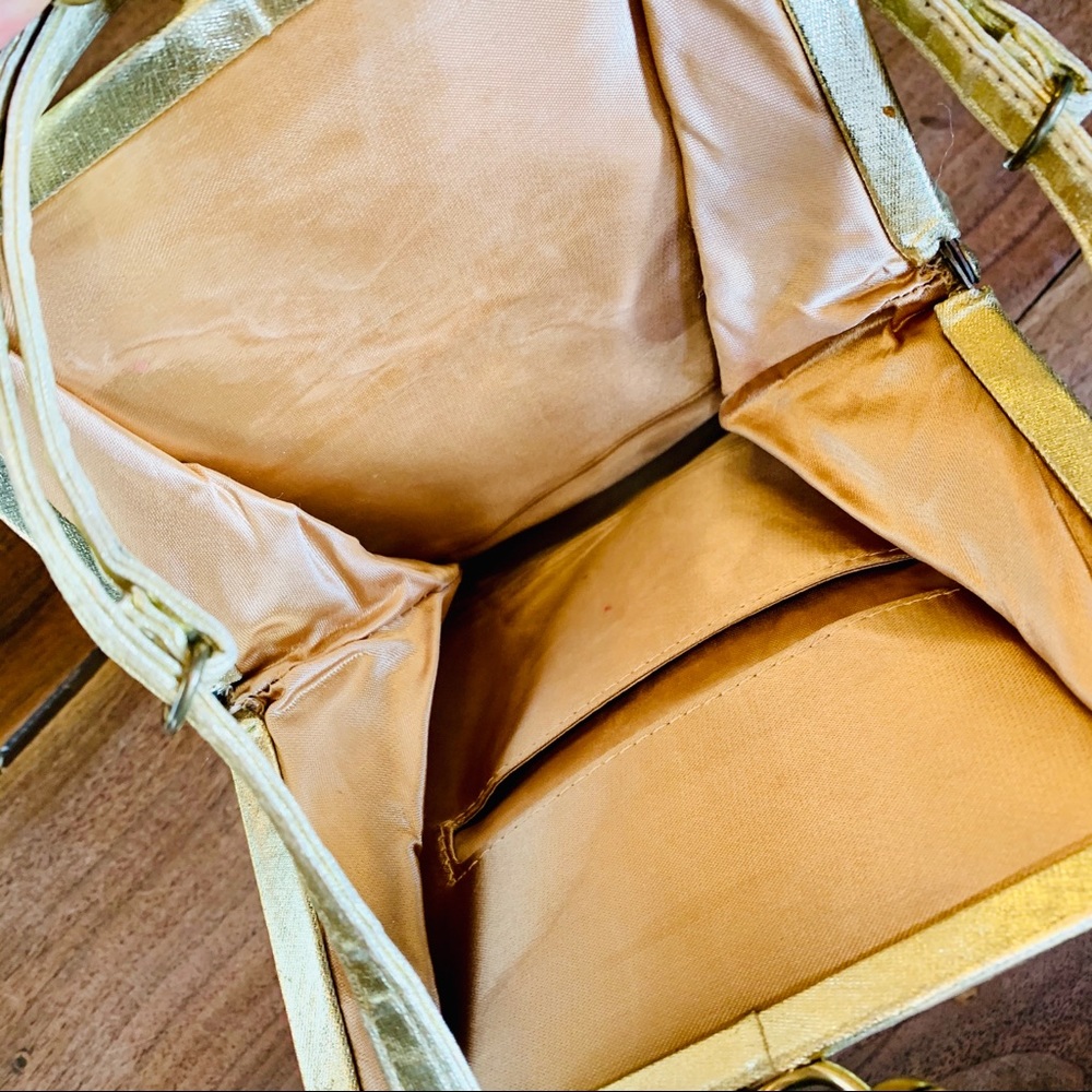 Vintage Jeweled Kiss Lock Gold Metallic Purse - Picture 4 of 5